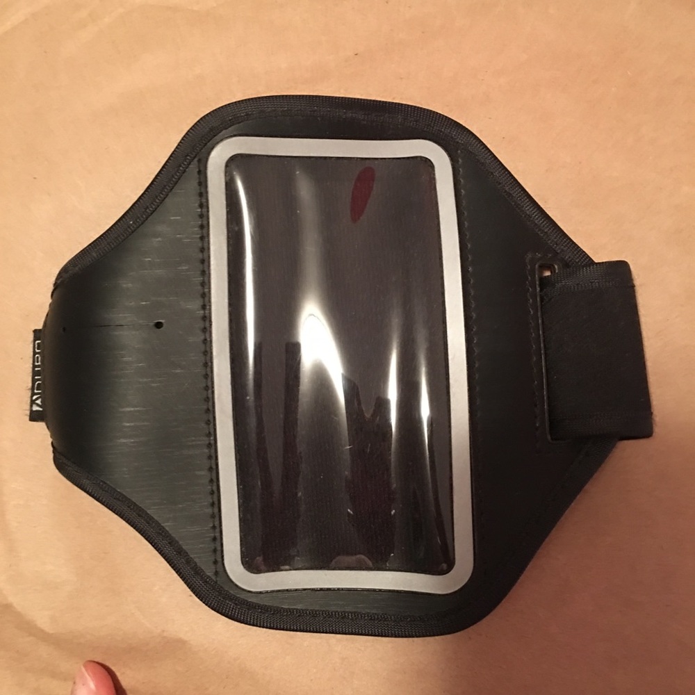 Phone/iPod work out carrier arm band